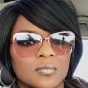 Meet your Posher, Shirron